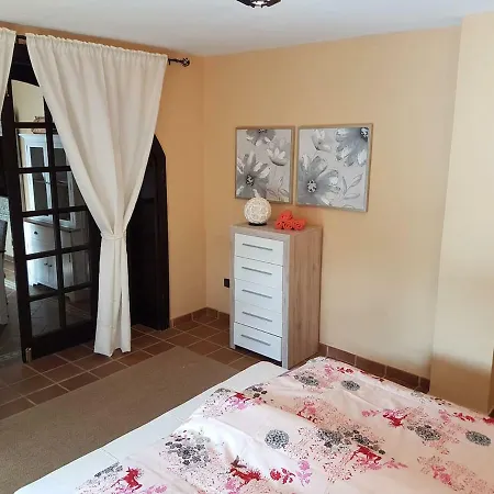 Madera With Private Pool, Wonderful Sea-view, Terrace, Bbq, Wifi, Wintergarden Costa Adeje (Tenerife)